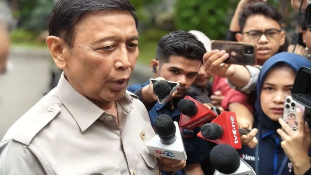 Penasihat Khusus Presiden Indonesia Bidang Politik dan Keamanan Wiranto saat menyampaikan keterangan di kompleks Istana Kepresidenan, Jakarta, Minggu (31/8/2025). (Foto: ANTARA/Andi Firdaus)