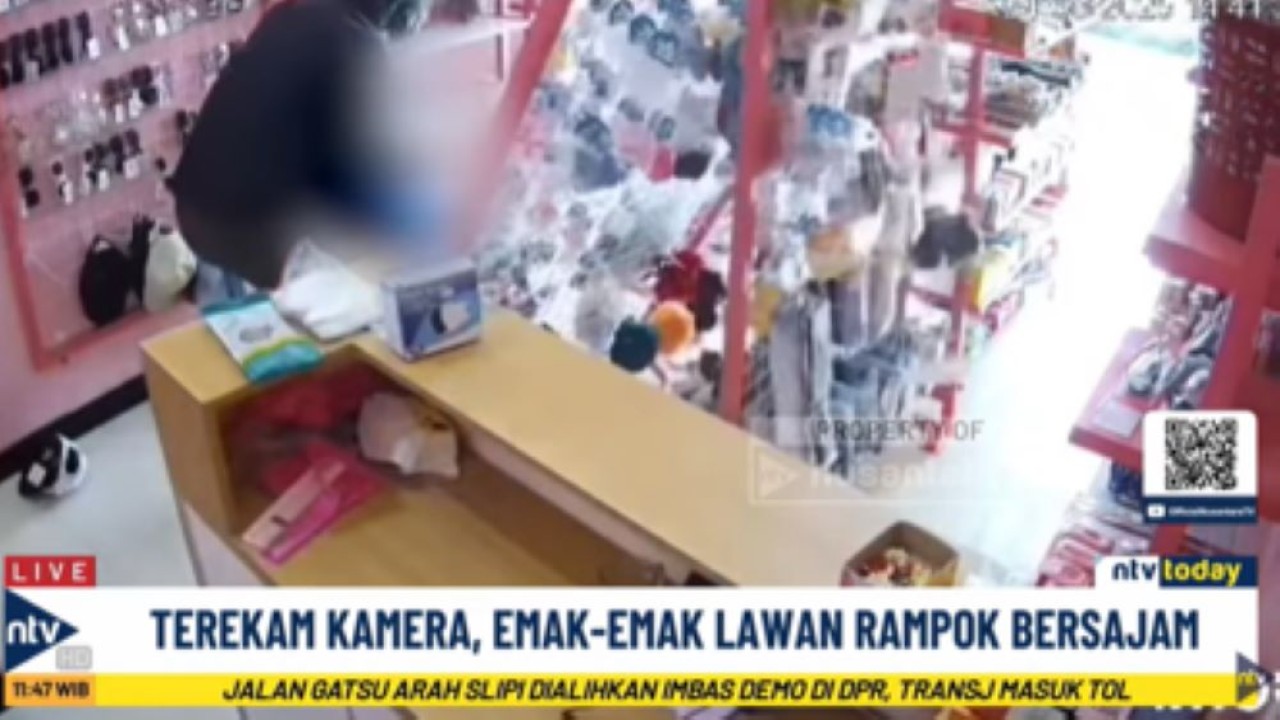 Aksi berani emak-emak lawan perampok di Wonosobo terekam CCTV