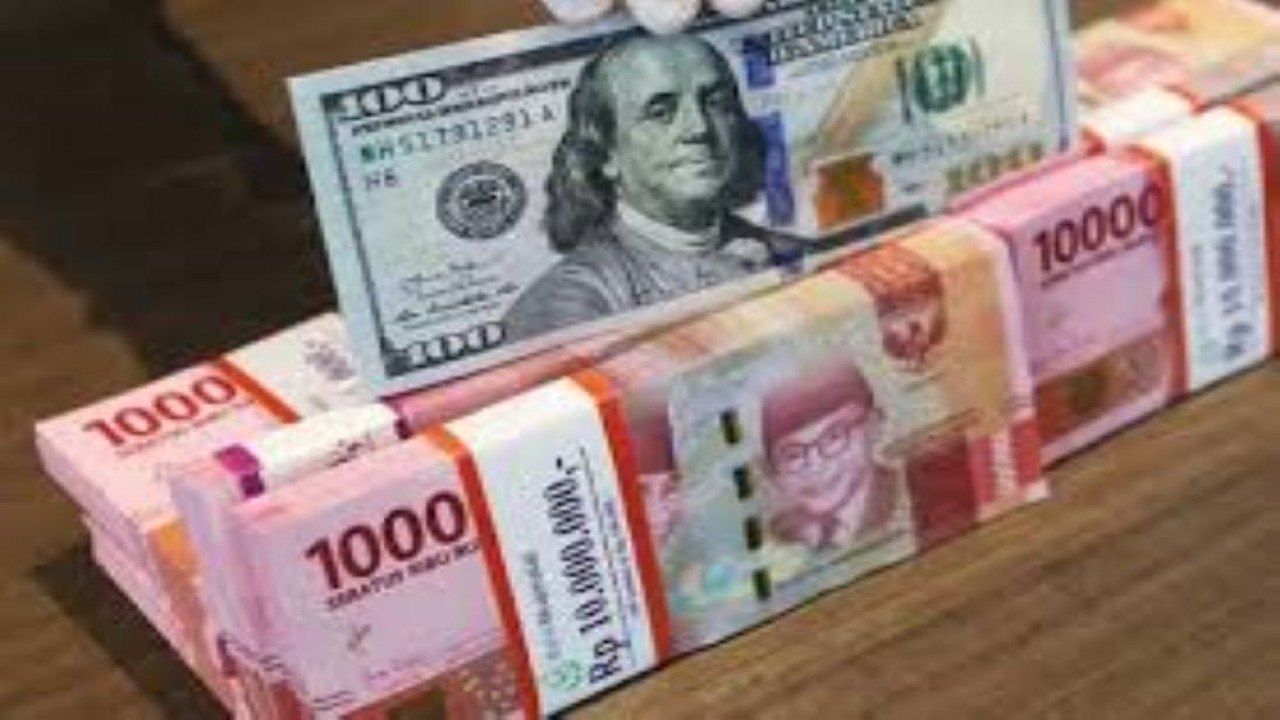 Mata uang Rupiah dan Dolar AS/ist