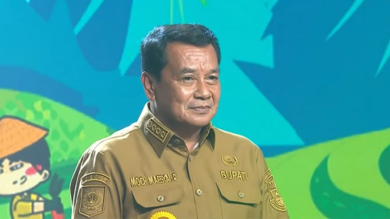 Bupati Tangerang Mochamad Maesyal Rasyid hadir dalam acara Abraham Live in Banten di Hall Nusantara 3, ICE BSD City, Kabupaten Tangerang, Banten, pada Senin, 29 September 2025.