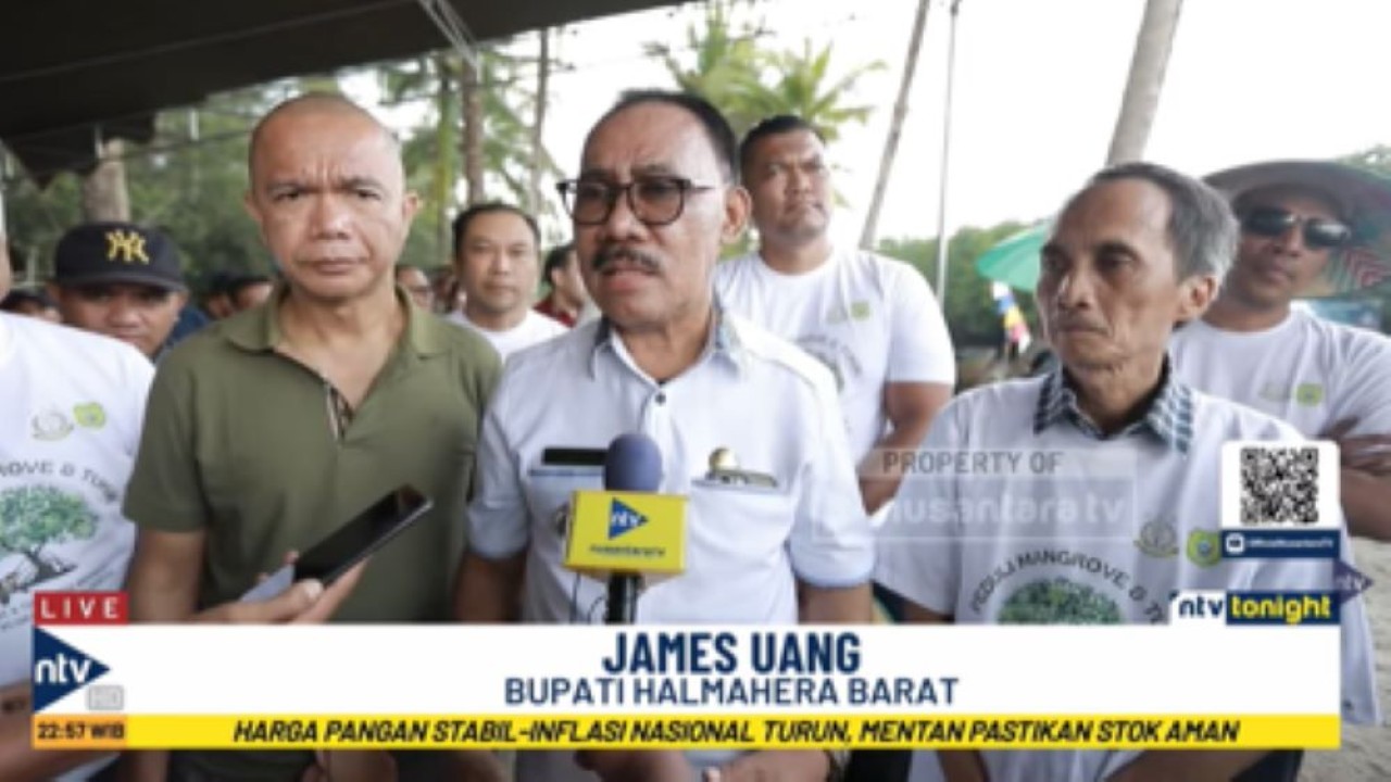 Bupati Halmahera Barat, James Uang bersama Jamintel Reda Manthovani