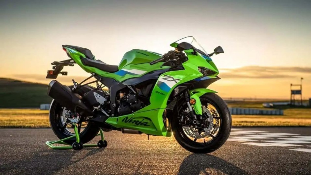 Kawasaki ZX-10R telah hadir sejak 2004 dan menjadi andalan di lintasan maupun jalan raya. (Foto: Istimewa via RideApart)