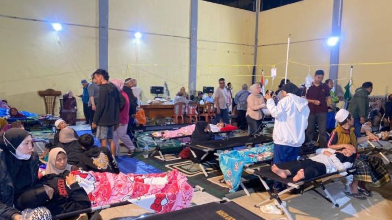 Ratusan pelajar di Kabupaten Bandung Barat harus menjalani perawatan medis setelah mengalami keracunan usai menyantap menu Makan Bergizi Gratis/ist