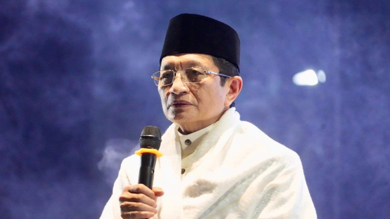 Menteri Agama (Menag) Nasaruddin Umar memberikan sambutan pada Dzikir dan Doa Bersama untuk Negeri di Ponpes Al Ikhlas Assalam, Selasa (2/9/2025). (Foto: Istimewa/Kemenag)