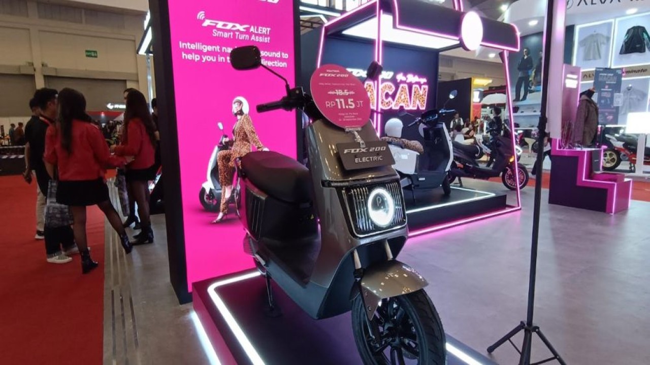 Polytron Fox 200 tampil perdana di IMOS 2025. (Foto: Adiantoro/NTV)