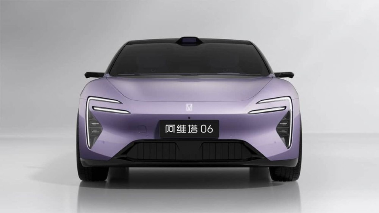 Sedan listrik Avatr 06 terbakar di China. (Foto: Avatr)