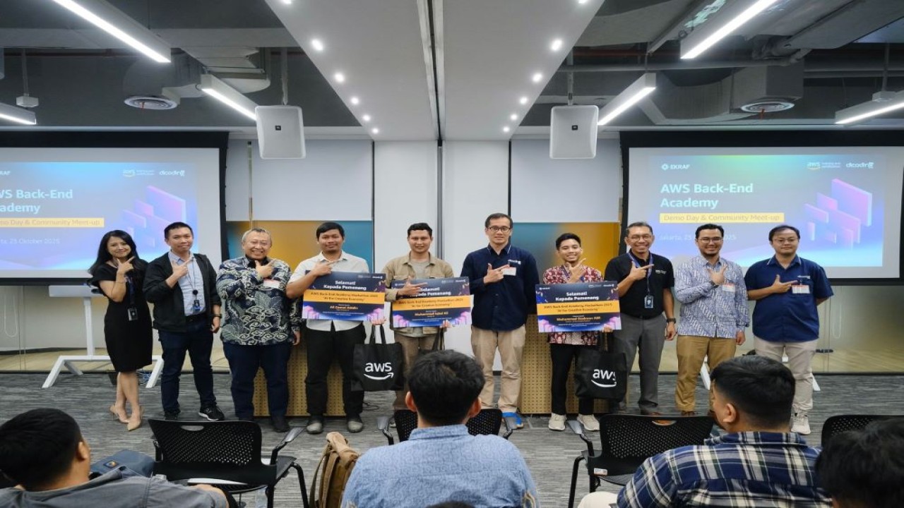 Kementerian Ekraf gandeng AWS dan Dicoding lahirkan 44 inovasi AI untuk sektor Kreatif/Ist