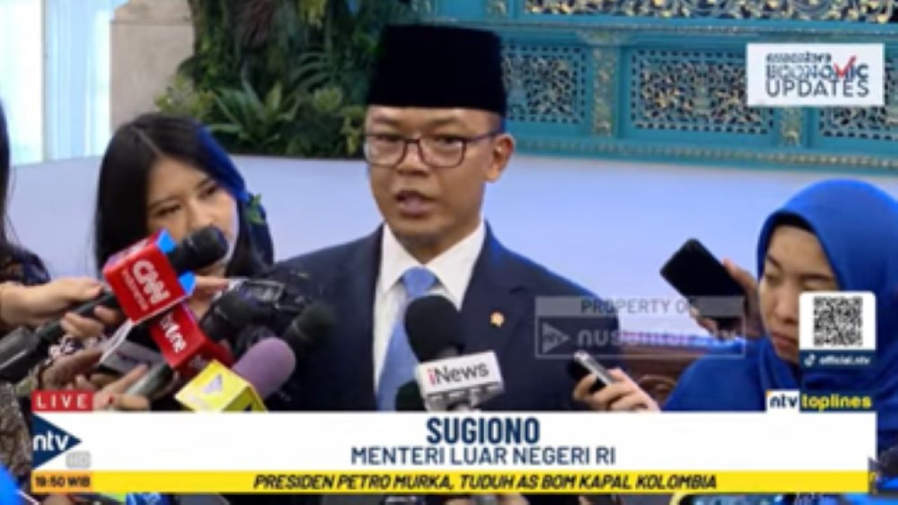 Menlu Sugiono