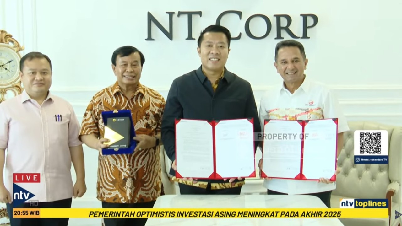 PT LRT Jakarta dan Nusantara TV menjalin kerja sama strategis melalui penandatanganan nota kesepahaman (MoU) di NT Tower, Jakarta, pada Selasa (21/10/2025) siang.