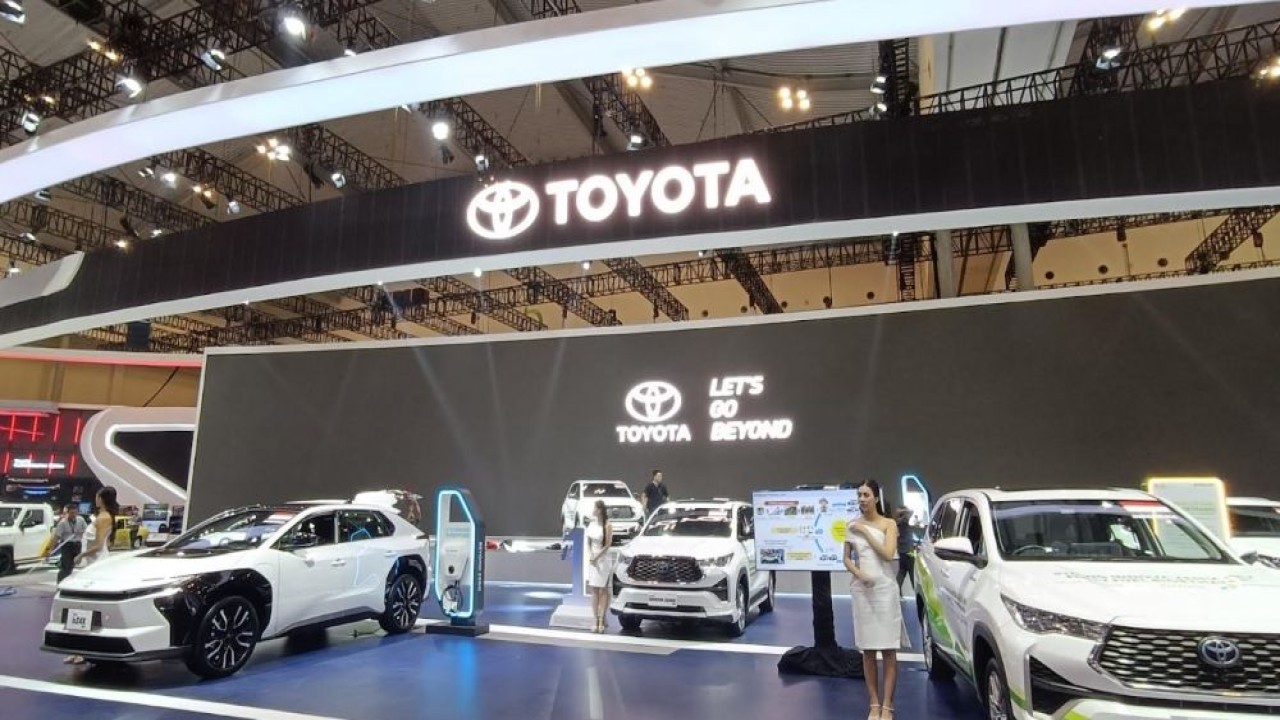 Ilustrasi. Booth Toyota di GIIAS 2025. (Foto: Adiantoro/NTV)