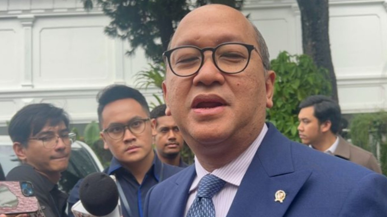 Menteri Investasi dan Hilirisasi / CEO Danantara Rosan Perkasa Roeslani (NTVnews.id)
