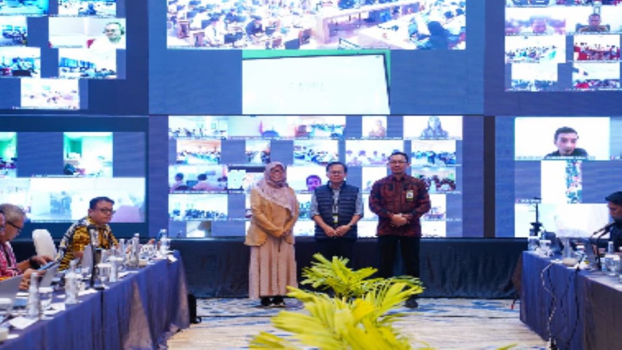 Kiri-Kanan, Kepala Pusat Asesmen Pendidikan Kemendikdasmen Rahmawati, Kepala Badan Standar, Kurikulum, dan Asesmen Pendidikan (BSKAP), Kementerian Pendidikan Dasar dan Menengah (Kemendikdasmen), Toni Toharudin, Sekretaris BSKAP, Muhammad Yusro. (Dok)