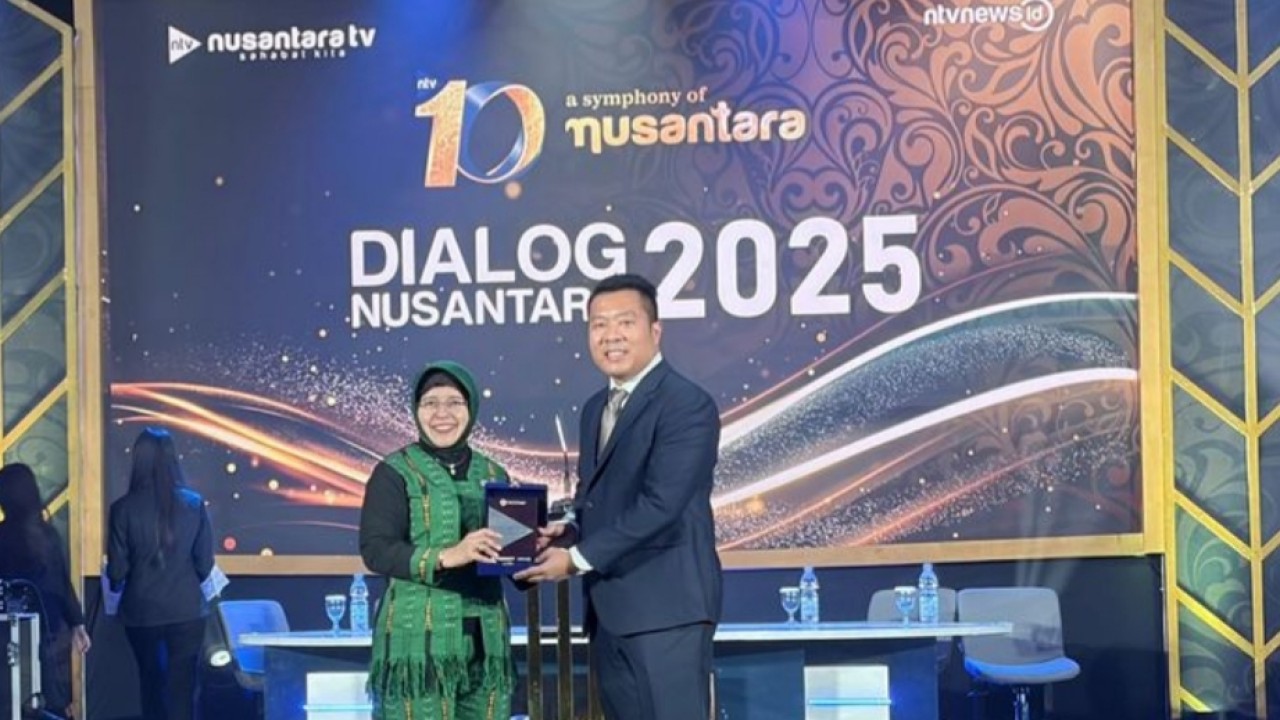 Kepala BPS Amalia dan Direktur Nusantara TV Randy Tampubolon (NTVNews.id: Dedi)