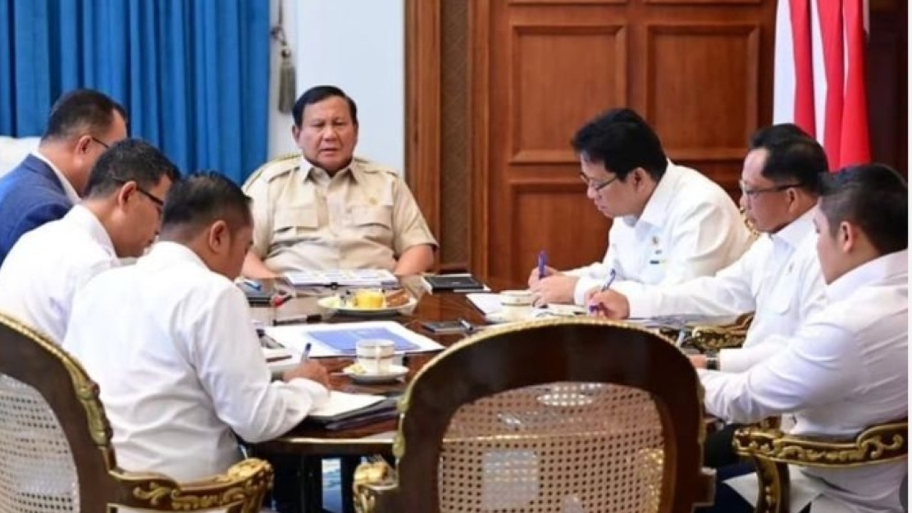 Prabowo Minta BRIN Optimalkan 8.000 Periset dan Fokus pada Inovasi Strategis