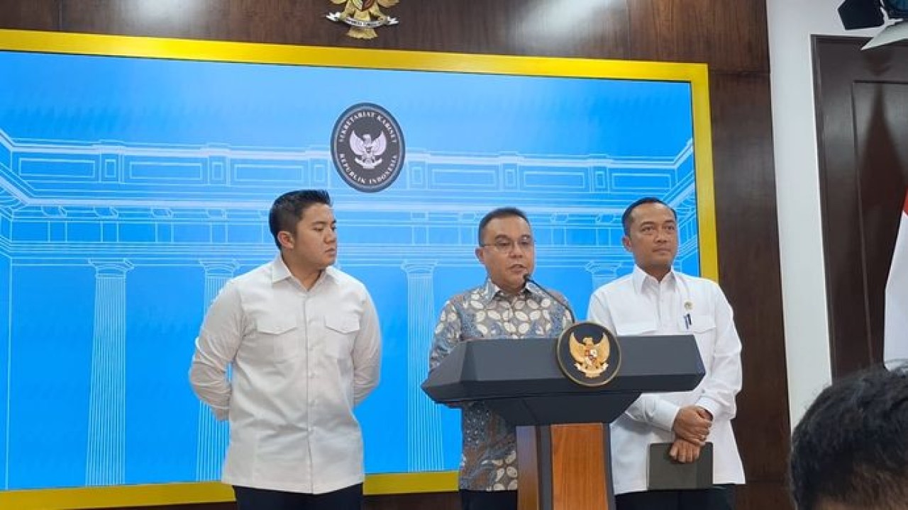 Wakil Ketua DPR, Sufmi Dasco Ahmad, menjelaskan bahwa keputusan tersebut diambil setelah DPR RI menghimpun masukan dari publik dan sejumlah kelompok masyarakat Wakil Ketua DPR, Sufmi Dasco Ahmad, menjelaskan bahwa keputusan tersebut diambil setelah DPR RI menghimpun masukan dari publik dan sejumlah kelompok masyarakat (NTVnews.id)