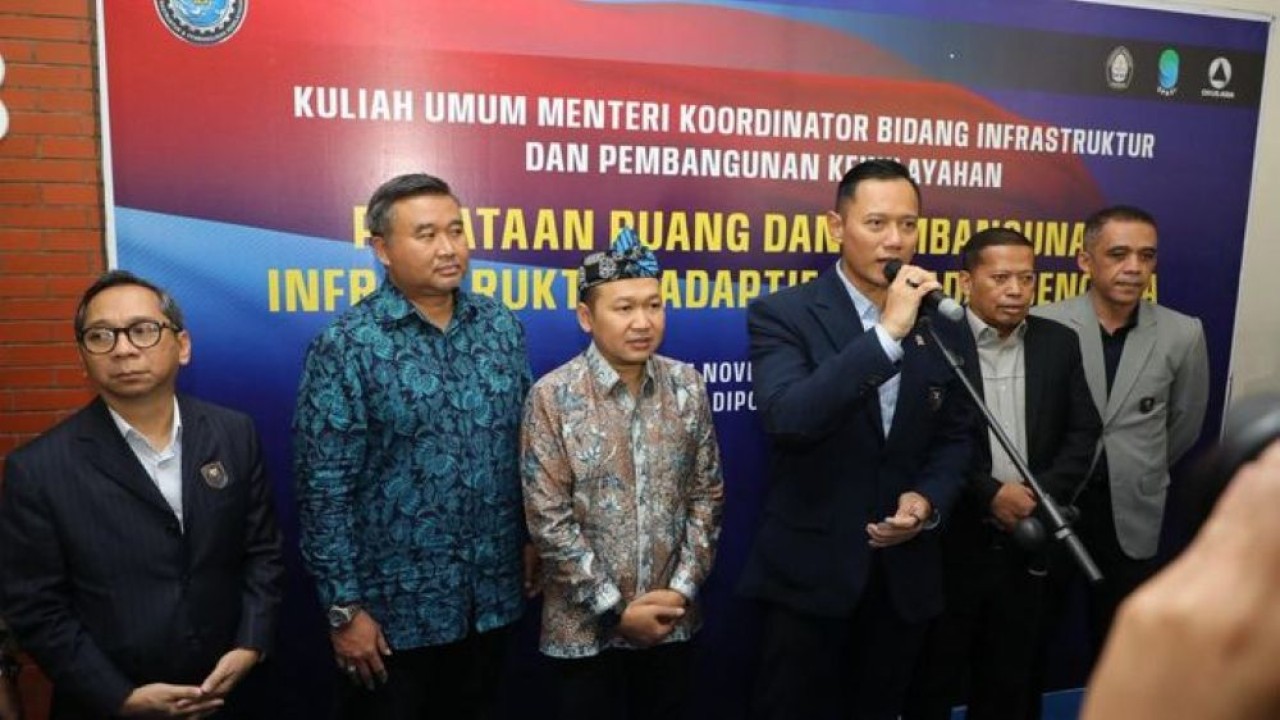 Menteri Koordinator Bidang Infrastruktur dan Pembangunan Kewilayahan, Agus Harimurti Yudhoyono, menyampaikan pentingnya memperkuat koordinasi dalam kebijakan penataan ruang nasional. (Foto: Dok/Istimewa)