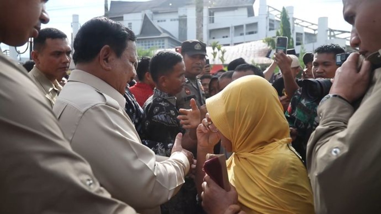 Prabowo Tinjau Langsung Dampak Banjir Sumatera Prabowo Tinjau Langsung Dampak Banjir Sumatera (Istimewa)