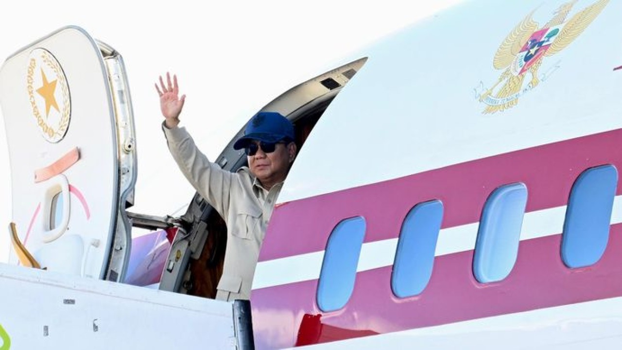 Prabowo Subianto menuntaskan rangkaian kunjungan kerjanya ke wilayah terdampak bencana banjir dan longsor di Sumatra Utara, Aceh, dan Sumatra Barat (Setpres)