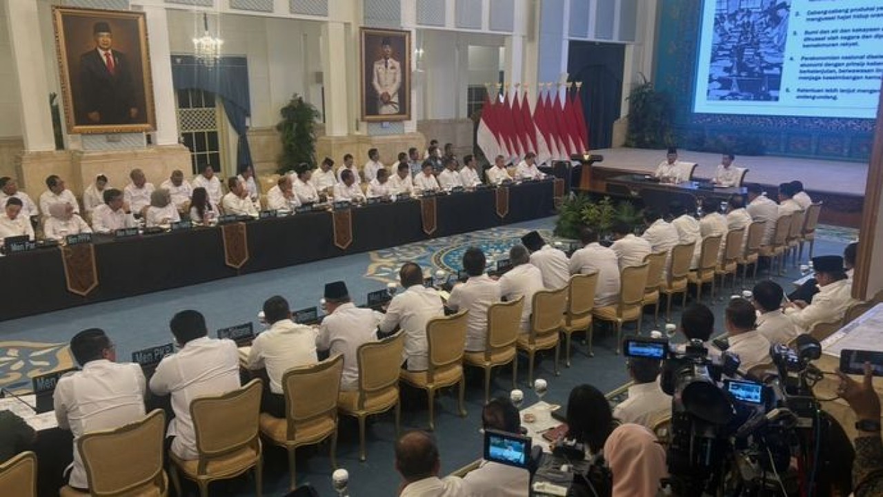 Presiden Prabowo Subianto Pimpin Langsung Sidang Kabinet Paripuna di Istana Negara (NTVnews.id)