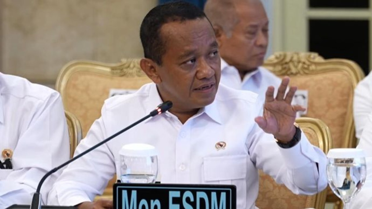 Menteri Energi dan Sumber Daya Mineral (ESDM) Bahlil Lahadalia melaporkan pasokan listrik di wilayah bencana di Aceh.