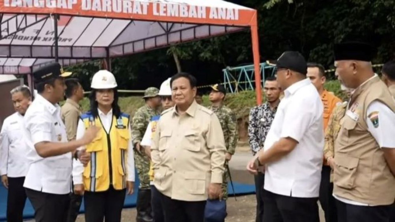 Prabowo Target Huntara Rampung Sebulan, Agar Warga Tak Lagi Tinggal di Tenda