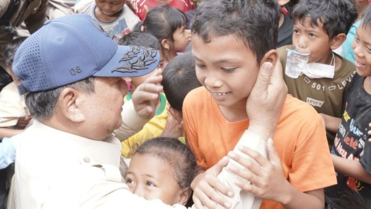 Presiden Prabowo Subianto saat mengunjungi Aceh Tamiang. (Foto: Dokumentasi Media Kepresidenan)