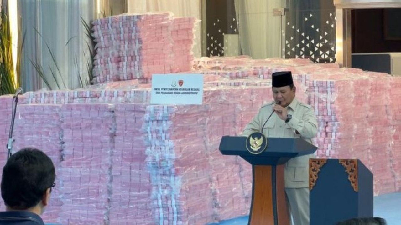 Presiden Prabowo Subianto di acara penyerahan Rp6,6 triliun dari Satgas PKH. (Foto: NTVNews.id)
