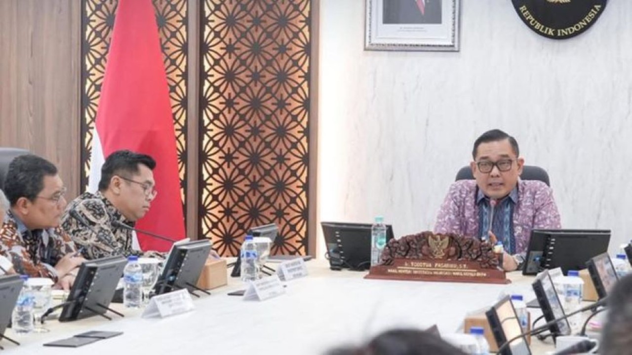 Wakil Menteri Investasi dan Hilirisasi/Wakil Kepala BKPM, Todotua Pasaribu, menerima audiensi perusahaan asal Taiwan, Nam Liong Group.