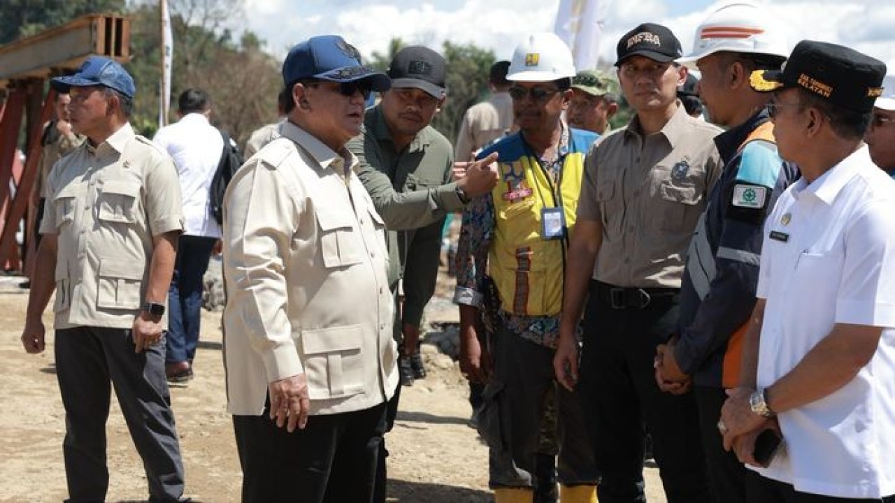 Prabowo tiba di Silangit untuk tinjau langsung pemulihan pascabencana (Tim Media Indonesia)
