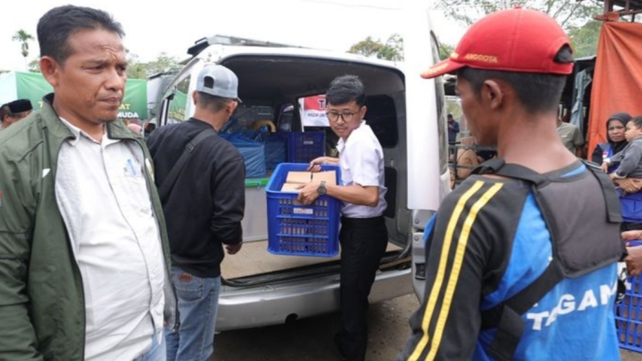 Dapur MBG pasok 700 porsi makan untuk pengungsi di Bener Meriah Aceh, menu ikan hingga daging.