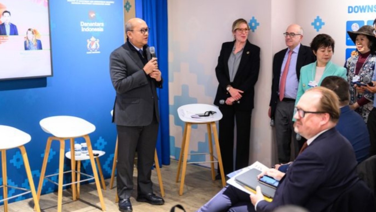 Menteri Investasi dan Hilirisasi/Kepala BKPM sekaligus CEO Danantara Indonesia Rosan Roeslani di Indonesian Pavilion WEF 2026. Davos, Switzerland. 19 - 22 January 2026.