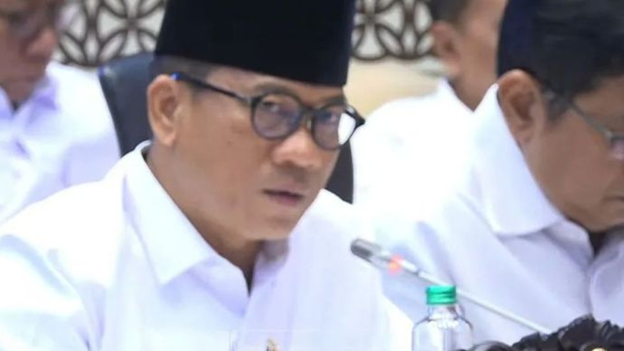 Tangkapan layar - Menteri Desa dan Pembangunan Daerah Tertinggal (Mendes PDT) Yandri Susanto menyampaikan paparan dalam rapat kerja bersama Komisi V DPR RI di Jakarta, Selasa, 27 Januari 2026. (Antara)