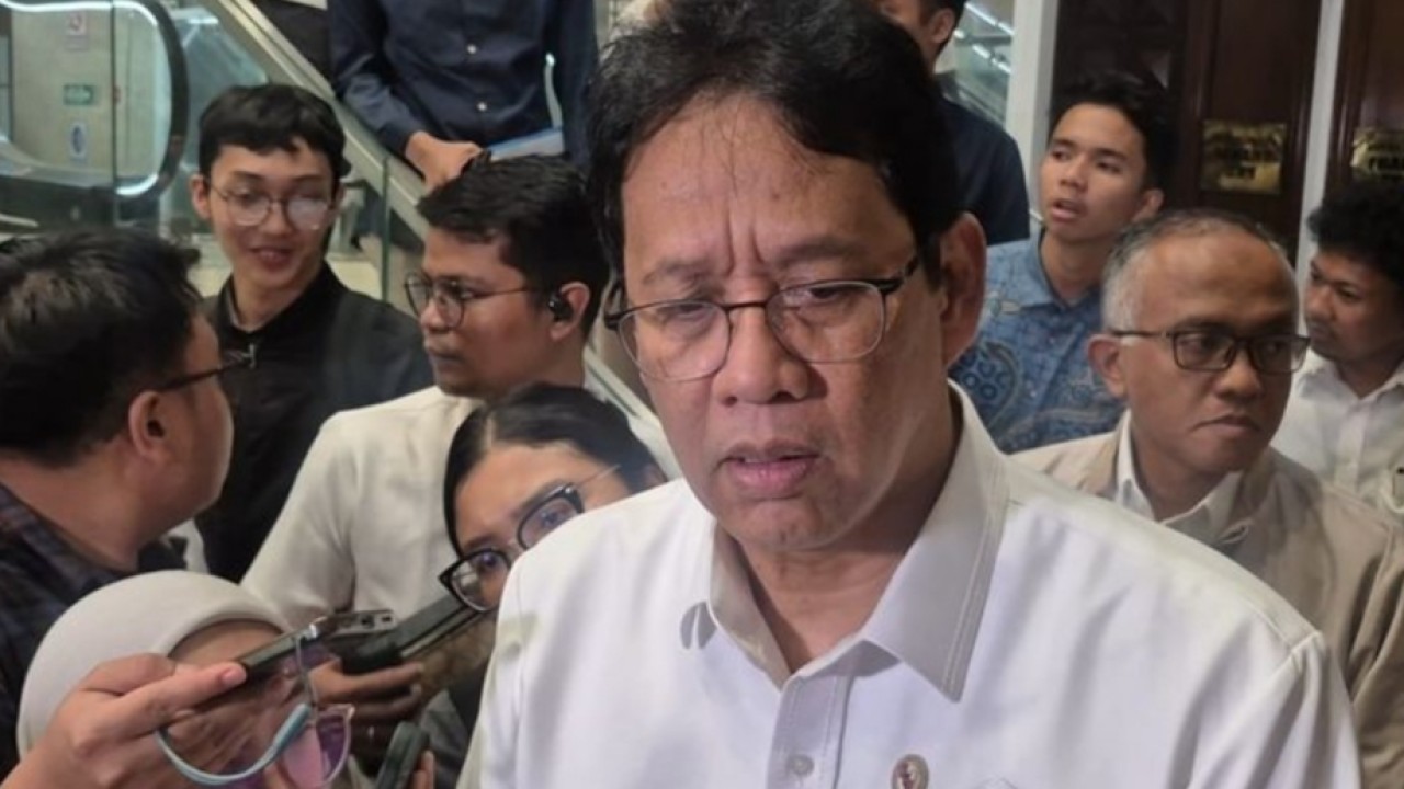 Menteri Keuangan (Menkeu) Purbaya Yudhi Sadewa merespons terkait Wakil Menteri Keuangan (Wamenkeu) Thomas Djiwandono menjadi salah satu kandidat yang diusulkan untuk mengisi jabatan Deputi Gubernur Bank Indonesia (BI). (Ntvnews.id-Muslimin Trisyuliono)