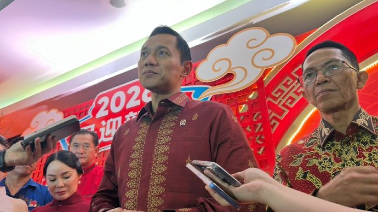 Menteri Koordinator Bidang Infrastruktur dan Pembangunan Kewilayahan Agus Harimurti Yudhoyono menghadiri rangkaian perayaan Tahun Baru Imlek 2577 di Batam (NTVnews)