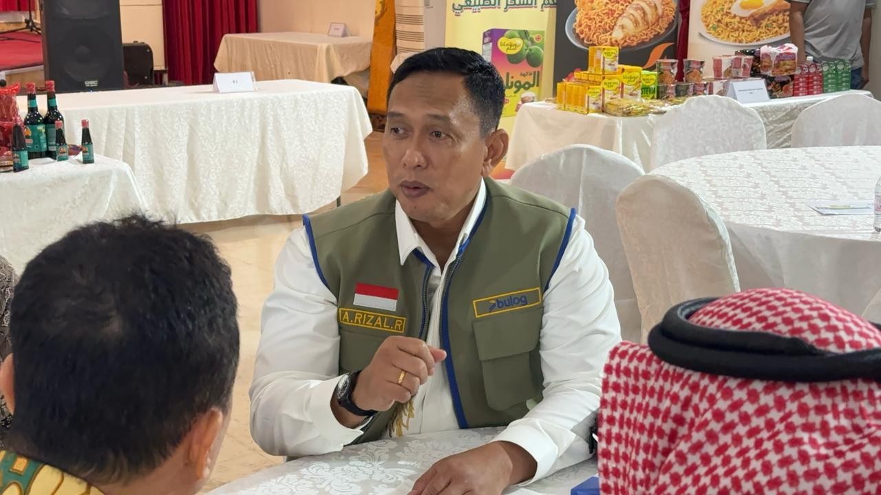 Direktur Utama Perum Bulog Ahmad Rizal Ramdhani dalam jumpa pers bertajuk Capaian Krusial Bulog 2025 dan Langkah Strategis 2026 di Jakarta, Jumat, 2 Januari 2026. (Foto: Dok/Istimewa)