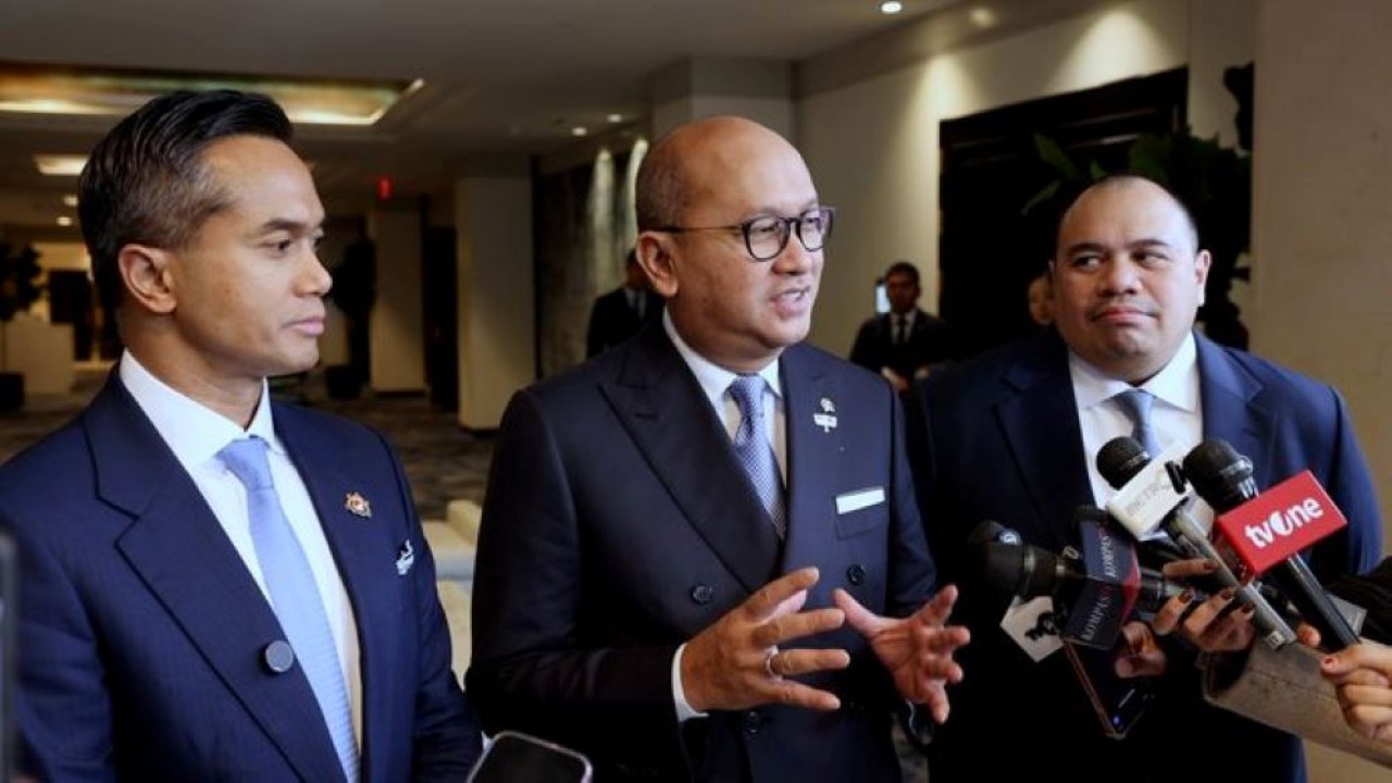 Investor global disebut siap masuk RI.