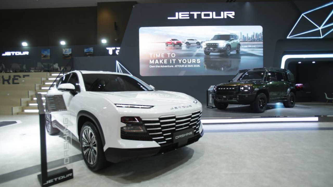 JETOUR meramaikan IIMS 2026 dengan menghadirkan tiga model andalan, yakni JETOUR T2, JETOUR DASHING, dan JETOUR X70 Plus. (Foto: Dok/Istimewa/JETOUR)