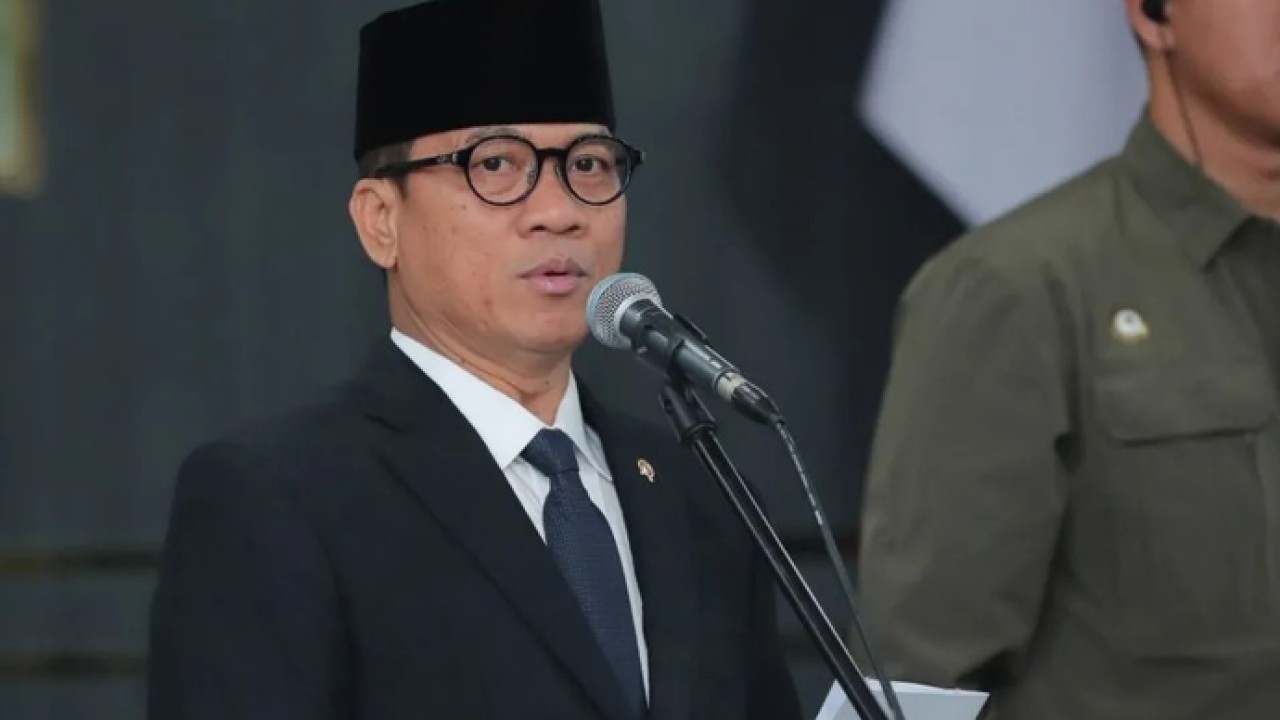 Menteri Desa dan Pembangunan Daerah Tertinggal (Mendes PDT) Yandri Susanto dalam pelantikan Inspektur Jenderal Kemendes PDT di Jakarta, Senin 23 Februari 2026. ANTARA/HO-Humas Kemendes PDT. (Antara)