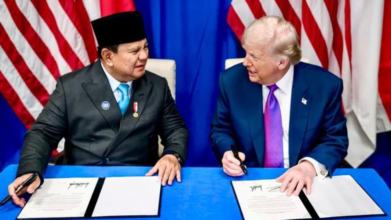 Presiden Prabowo Subianto dan Presiden Amerika Serikat (AS) Donald Trump resmi menandatangani kesepakatan dagang terkait tarif resiprokal atau Agreements on Reciprocal Trade (ART).
