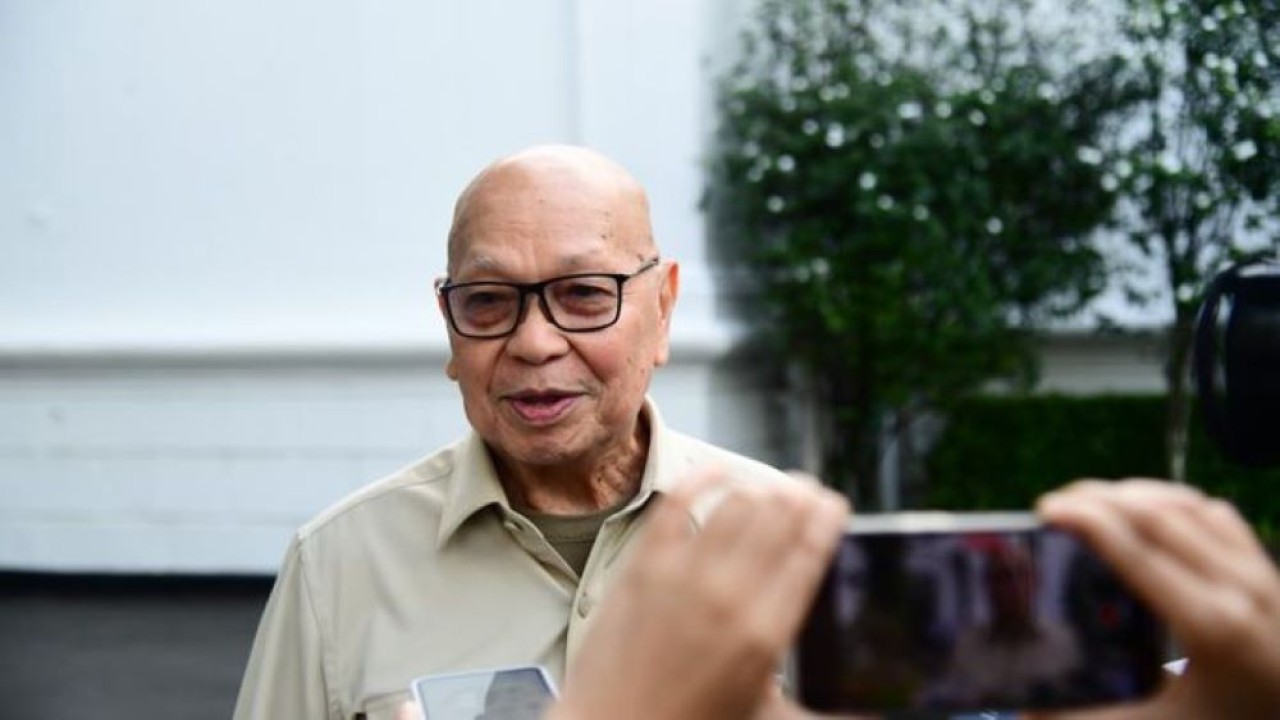 Direktur Utama PT Garuda Indonesia, Glenny H. Kairupan (Sekretariat Presiden)