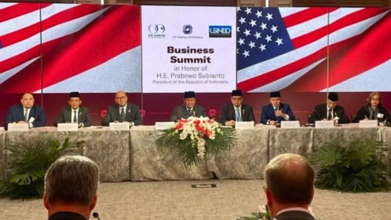Prabowo di hadapan para pengusaha-pengusaha ternama AS dalam acara Business Summit di Gedung US Chamber of Commerce (USCC), Washington DC, Amerika Serikat (Antara)