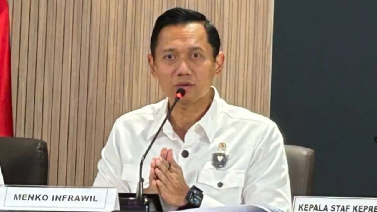 Menteri Koordinator Bidang Infrastruktur dan Pembangunan Kewilayahan (Menko Infrawil) Agus Harimurti Yudhoyono (AHY) dalam konferensi pers Update Pelaksanaan Program Hasil Terbaik Cepat (PHTC) dan Persiapan Mudik Lebaran di Kompleks Istana Kepresidenan, Jakarta, Rabu (11/3/2026). (Foto: ANTARA/Maria Cicilia Galuh)