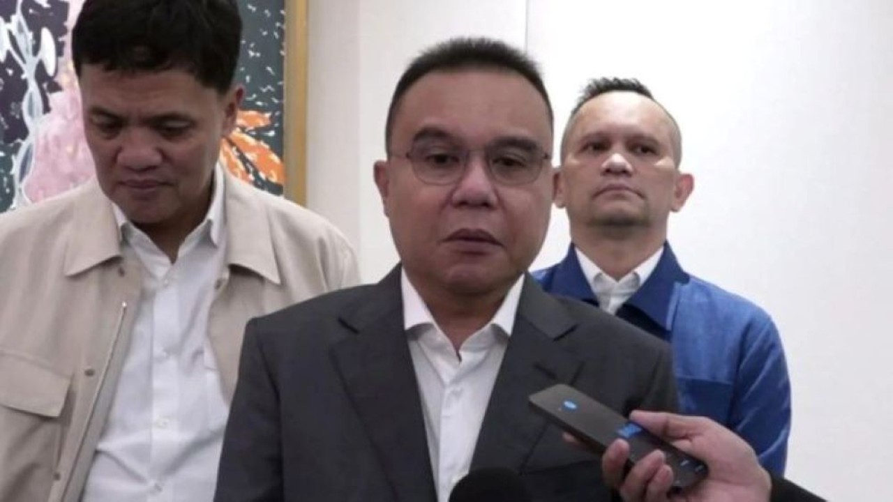 Wakil Ketua DPR RI Sufmi Dasco Ahmad saat diwawancarai di kompleks parlemen, Jakarta, Senin 23 Februari 2026. (ANTARA/HO-DPR) (Antara)