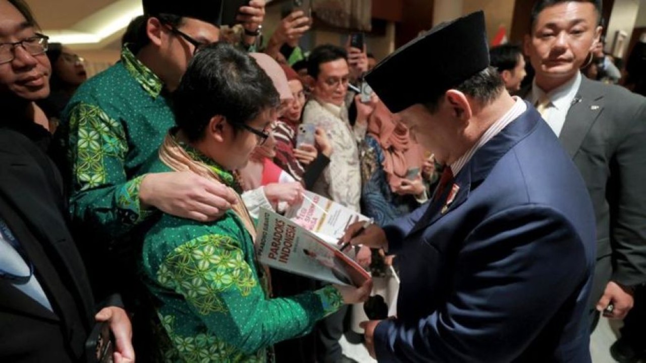 Presiden Prabowo Subianto tiba di Bandar Udara Haneda, Tokyo, Jepang untuk melakukan kunjungan resmi perdananya sebagai Presiden Republik Indonesia. (Foto: Dok/Istimewa/Sekretariat Presiden)