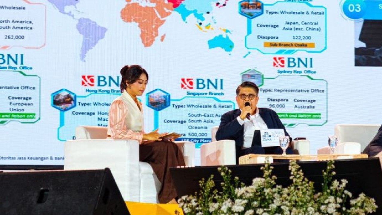Direktur Treasury & International Banking BNI Abu Santosa Sudradjat dalam sesi diskusi Business Talk “The Bankers” pada rangkaian Jogja Financial Festival 2026 yang digelar 22–24 Mei 2026 di Jogja Expo Center dan GIK UGM, Yogyakarta. (BNI)