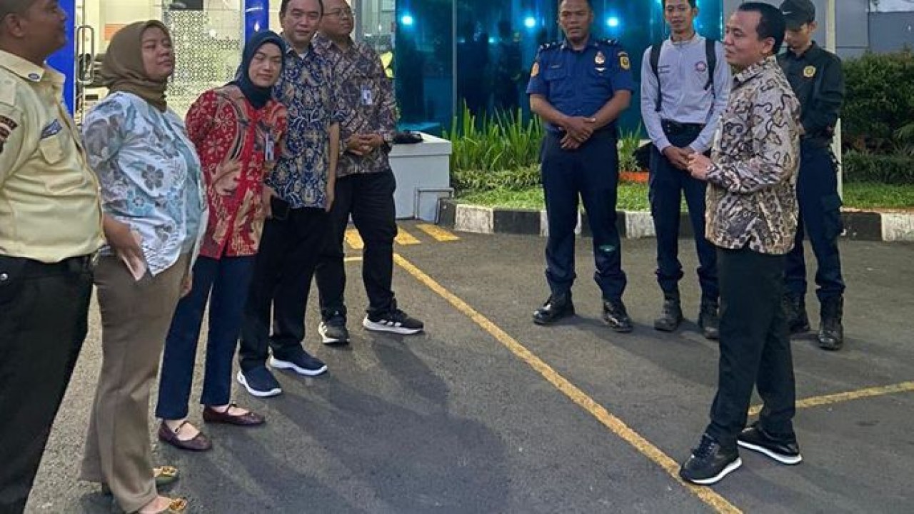 Guna memastikan kesehatan para pekerjanya, BRI Cabang Depok menggelar pemeriksaan kesehatan berkala. Kali ini BRI Cabang Depok menggandeng Klinik Ismail Medika dalam melaksanakan cek kesehatan berkala. Pemeriksaan kesehatan berkala ini dilaksanakan (Dok)