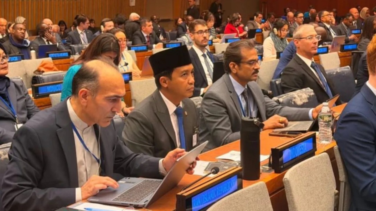 Menteri Kehutanan (Menhut) Raja Juli Antoni menghadiri Sidang ke-21 United Nations Forum on Forests (UNFF21) yang diselenggarakan di Markas Besar PBB, New York, Amerika Serikat, Senin 11 Mei 2026. (ANTARA/HO-Kemenhut RI) (Antara)