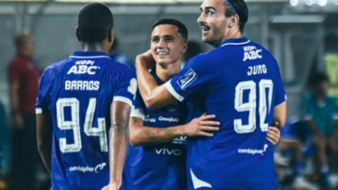 Pemain Persib Bandung Eliano Reijnders. (Foto: Instagram Eliano)