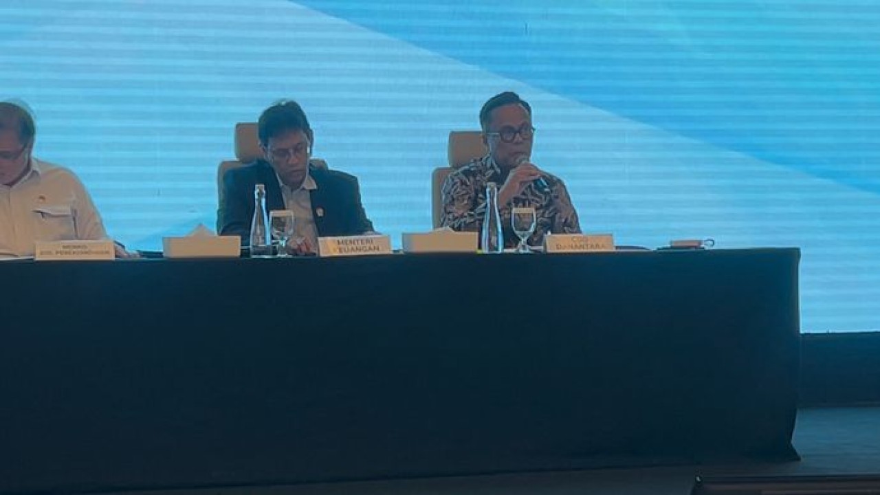 Chief Operating Officer (COO) Danantara Indonesia sekaligus Kepala Badan Pengaturan BUMN (BP BUMN) Dony Oskaria (NTVnews)