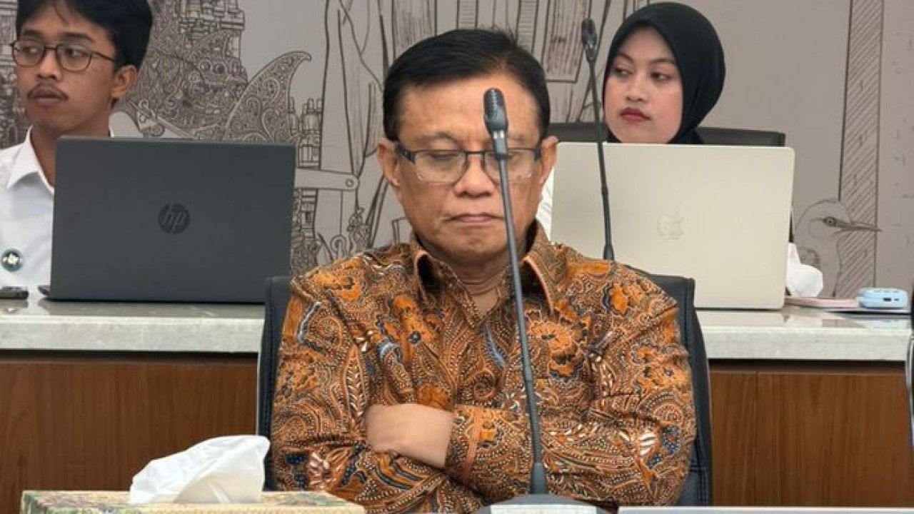 Didik Rachbini Nilai Safari Politik Jokowi Bisa Menambah Tekanan Ekonomi Nasional